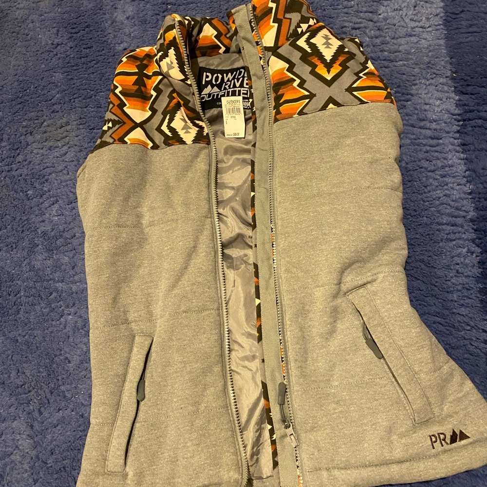 Powder River Outfitters Vest -NWT